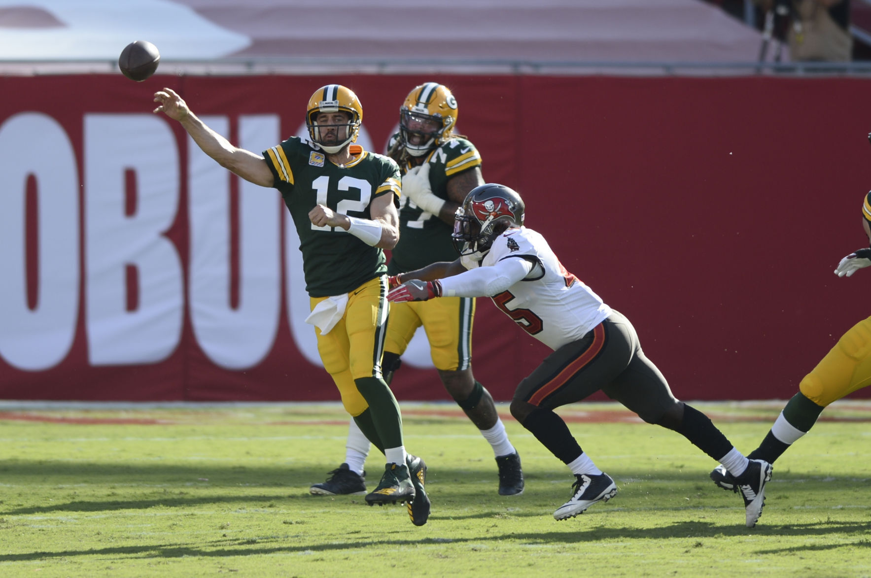 Buccaneers 38, Packers 10